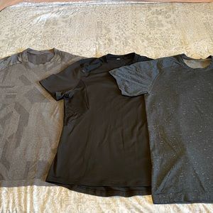 Men’s Lululemon shirt bundle .